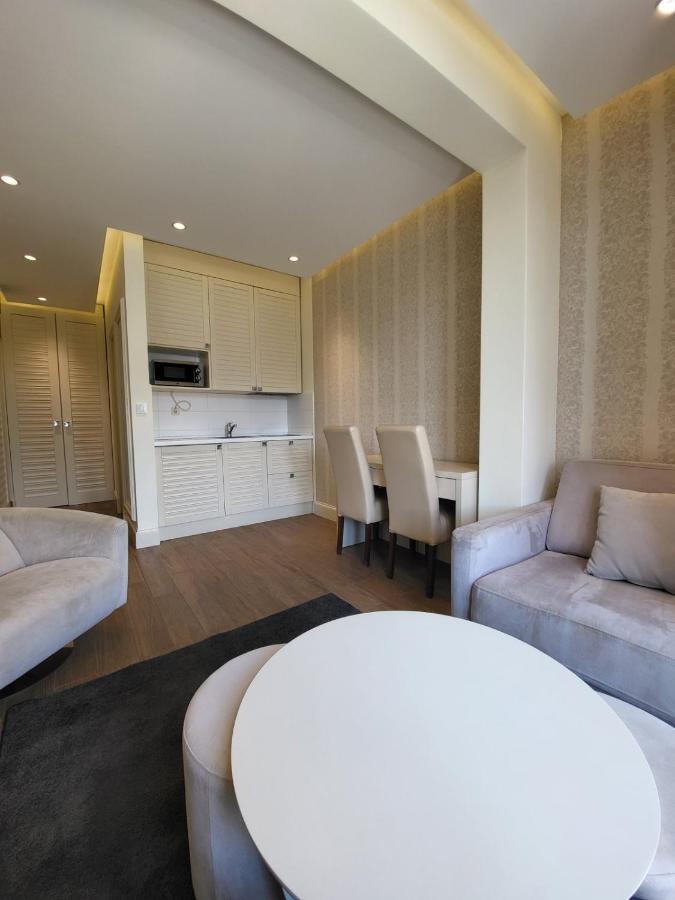 Aparthotel Villa Aria Будва Экстерьер фото