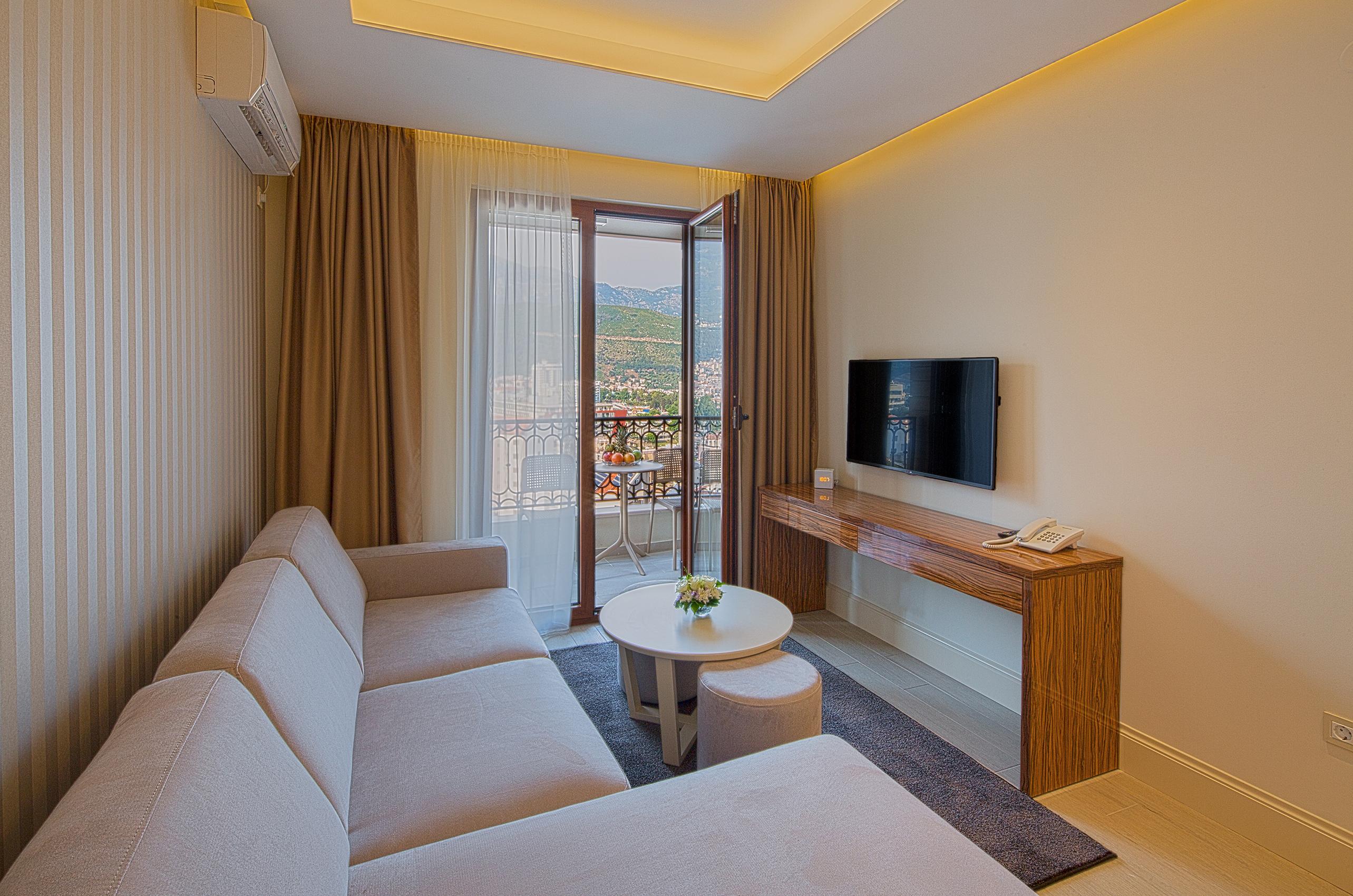 Aparthotel Villa Aria Будва Экстерьер фото